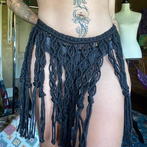 Original GoodVibeGoda Macramé Mini Skirt Handmade - Picture 2 of 5